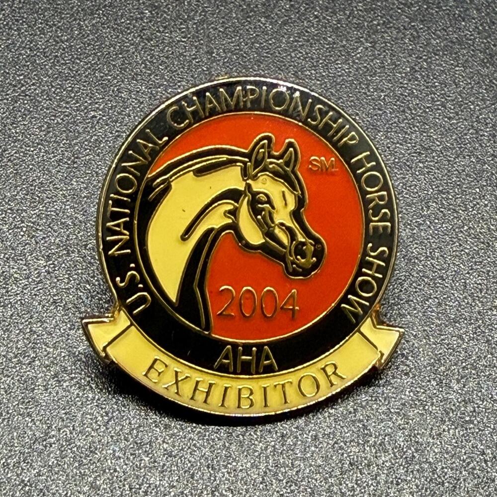 2004 AHA U.S. National Championship Horse Show Exhibitor lapel pin.
